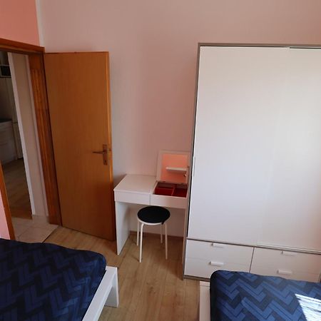 Apartman ˝Abaza˝ Vir Ngoại thất bức ảnh