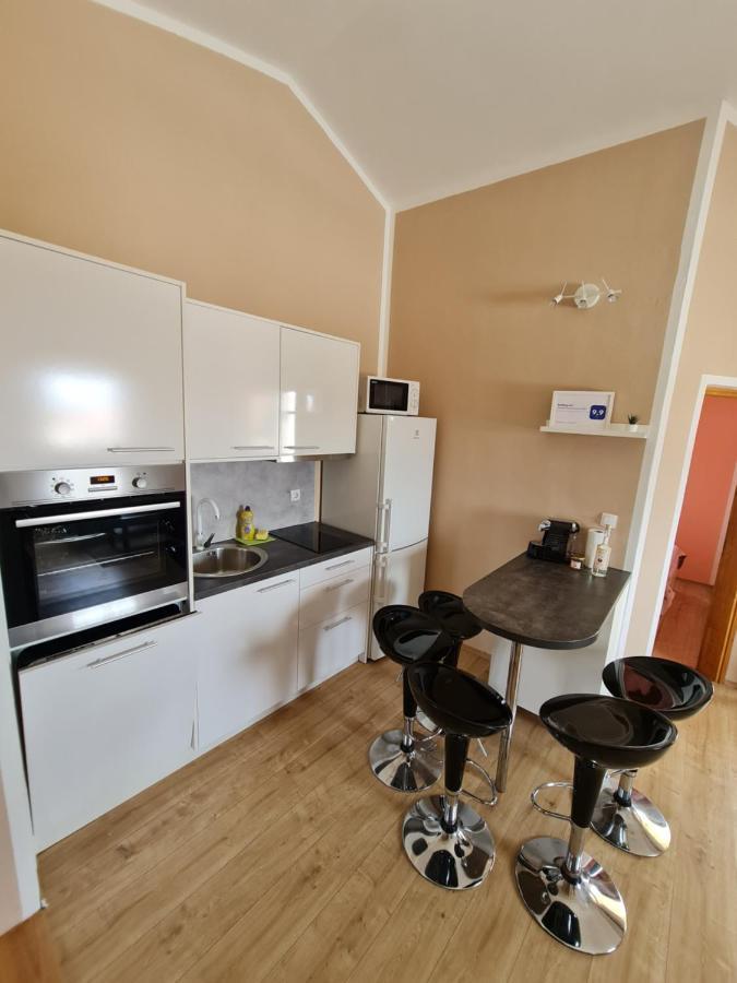 Apartman ˝Abaza˝ Vir Ngoại thất bức ảnh