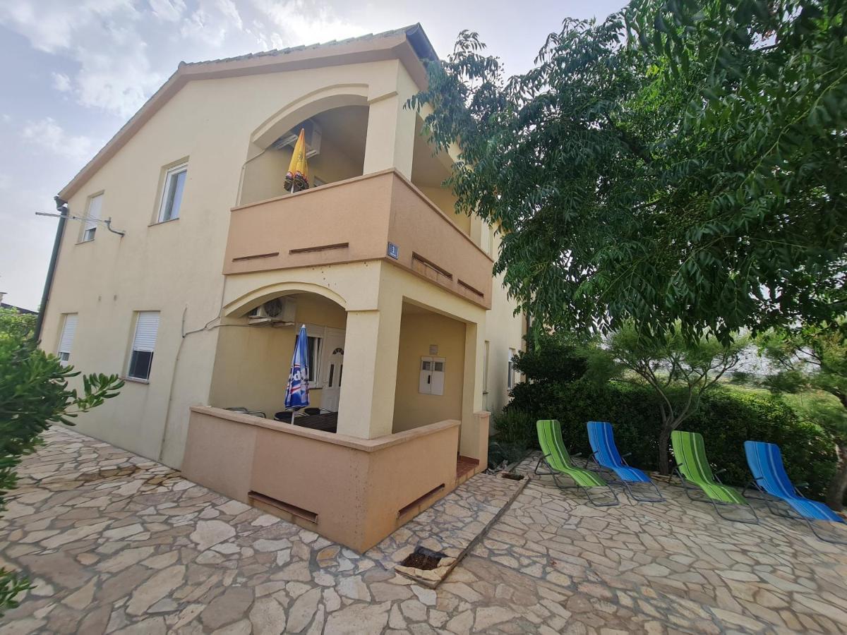 Apartman ˝Abaza˝ Vir Ngoại thất bức ảnh
